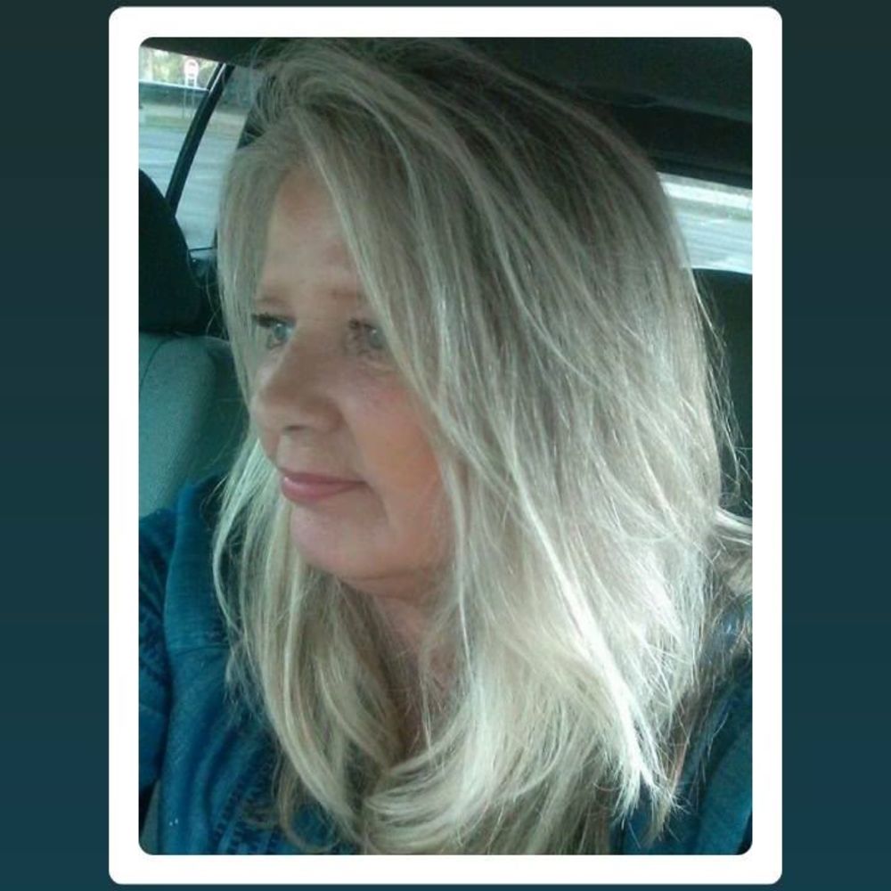 Meet your Posher, Michele